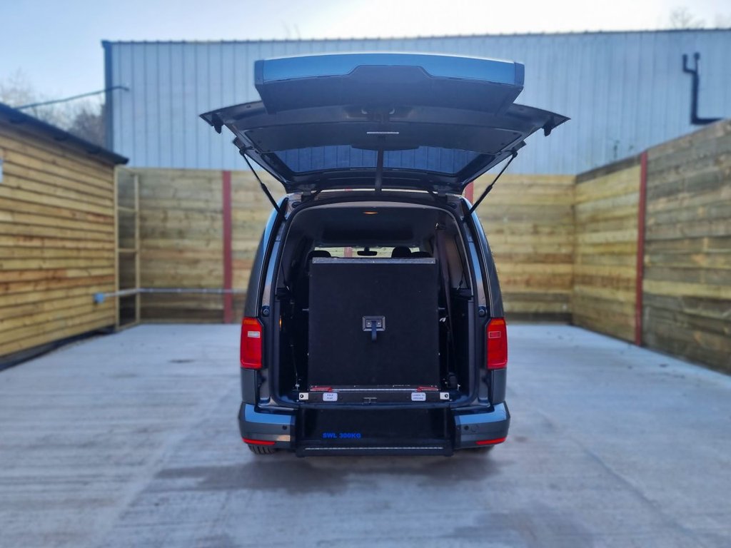 Used Volkswagen Caddy Maxi Life 2018 for sale - 77546915: Photo 16