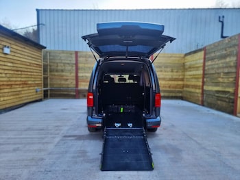 Used Volkswagen Caddy Maxi Life 2018 for sale - 77546915: Photo