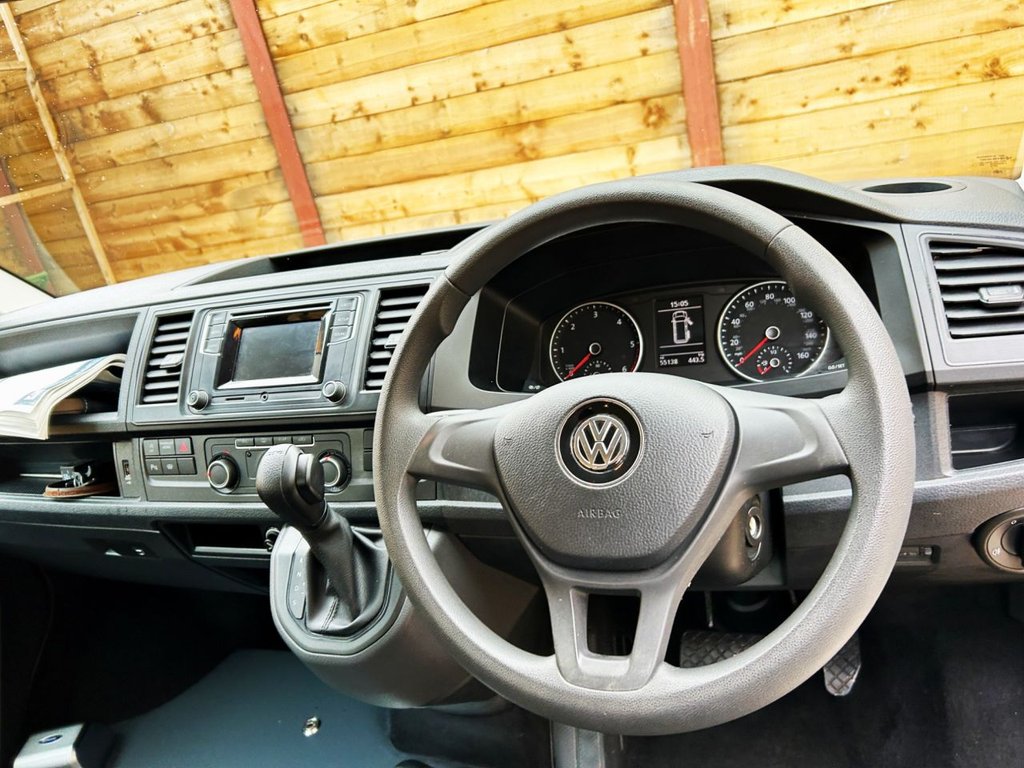 Used Volkswagen Transporter Shuttle 2018 for sale - 77301776: Photo 2