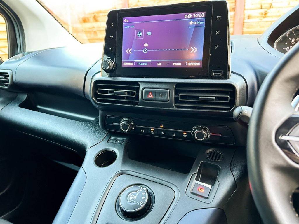 Used Peugeot Rifter 2020 for sale - 77620885: Photo 26