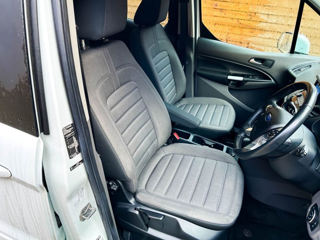 Used Ford Grand Tourneo Connect 2020 for sale - 77276490: Photo 18