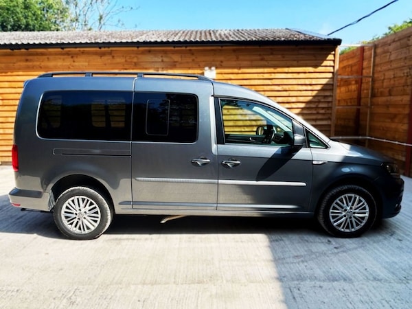Used Volkswagen Caddy Maxi Life 2017 for sale - 75432674: Photo 7