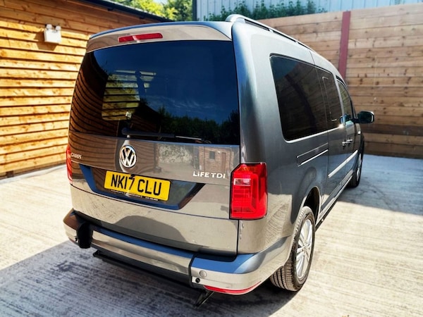 Used Volkswagen Caddy Maxi Life 2017 for sale - 75432674: Photo 9