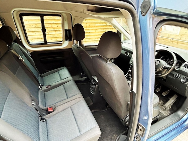 Used Volkswagen Caddy Maxi Life 2018 for sale - 76255967: Photo 17
