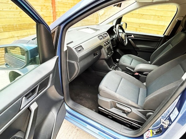 Used Volkswagen Caddy Maxi Life 2018 for sale - 76255967: Photo 18