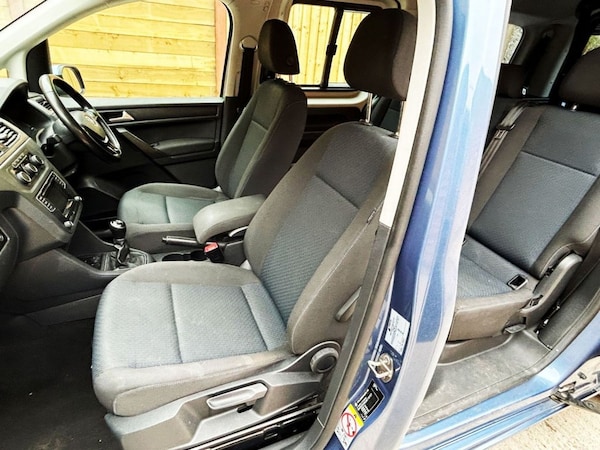 Used Volkswagen Caddy Maxi Life 2018 for sale - 76255967: Photo 19