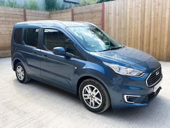 Used Ford Tourneo Connect 2019 for sale - 78083284: Photo