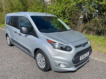 Used Ford Grand Tourneo Connect 2017 for sale - 74639052: Photo