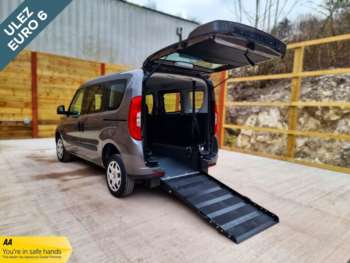 2017 (67) - 3 Seat Auto Wheelchair Accessible Disabled Access Vehicle WAV 5-Door