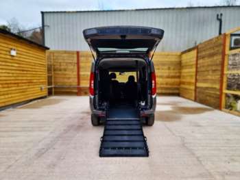 Used Fiat Doblo 2017 for sale - 73953405: Photo