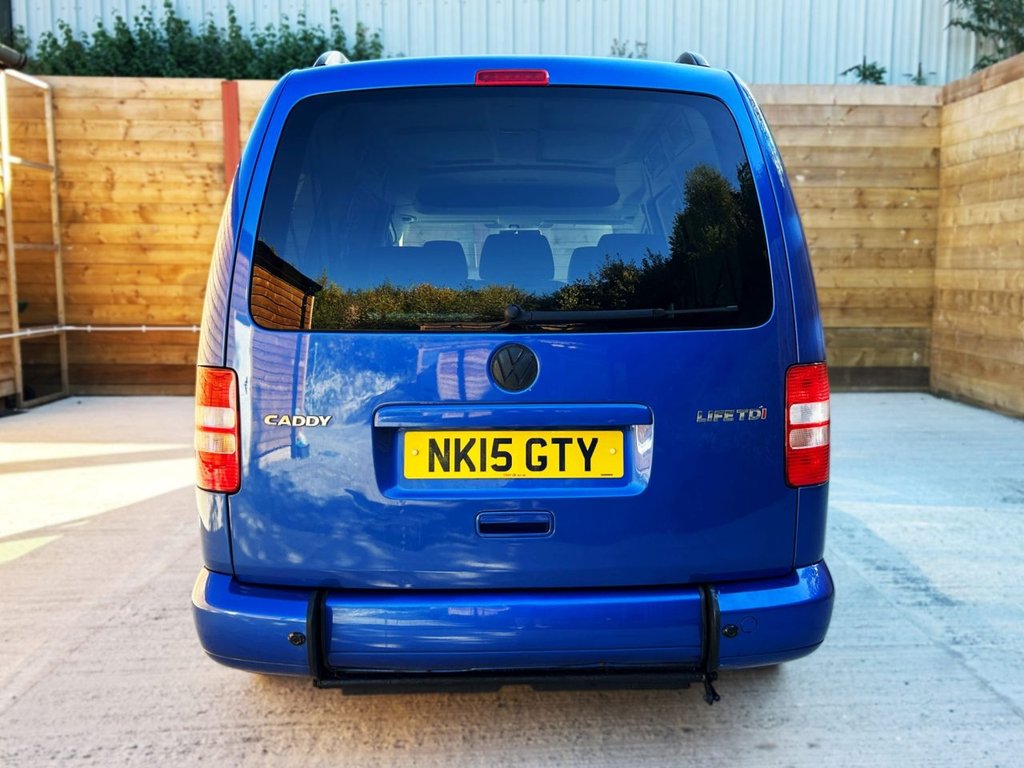 Used Volkswagen Caddy Maxi Life 2015 for sale - 76162910: Photo 11