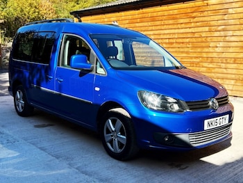 Used Volkswagen Caddy Maxi Life 2015 for sale - 76162910: Photo 3