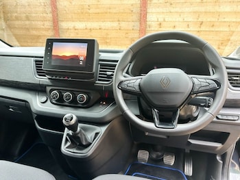 Used Renault Trafic 2025 for sale - 78288335: Photo