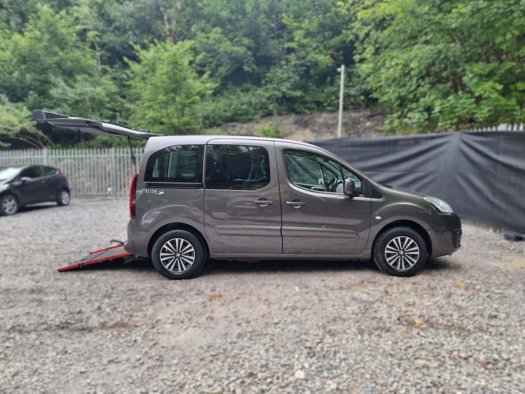 Used Peugeot Partner Tepee 2017 for sale - 77533851: Photo 16
