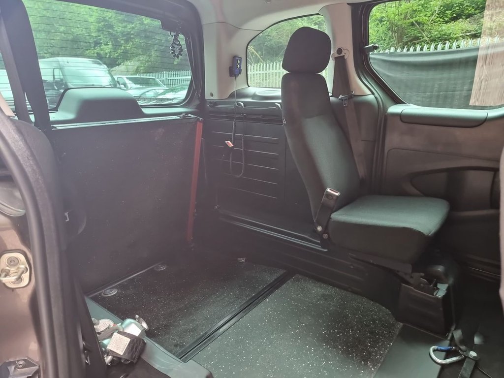 Used Peugeot Partner Tepee 2017 for sale - 77533851: Photo 19