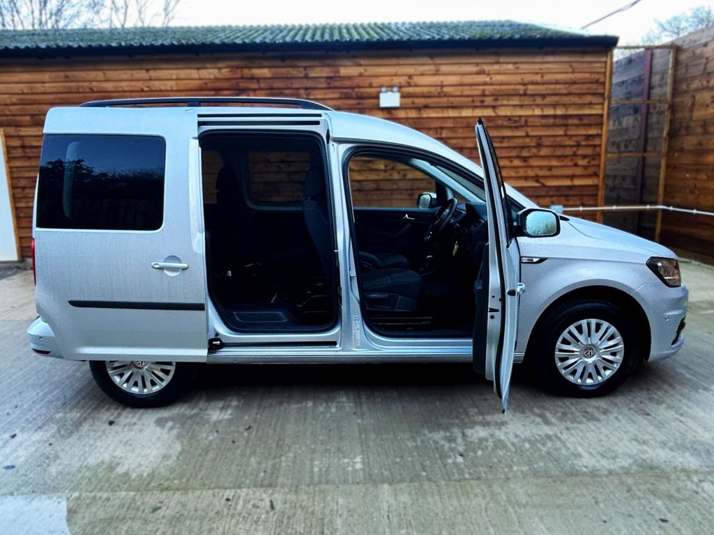 Used Volkswagen Caddy Life 2020 for sale - 76546813: Photo 15