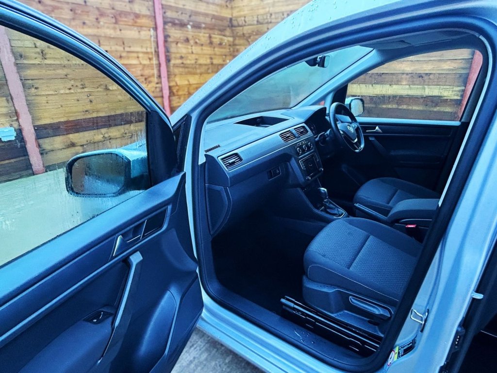 Used Volkswagen Caddy Life 2020 for sale - 76546813: Photo 21