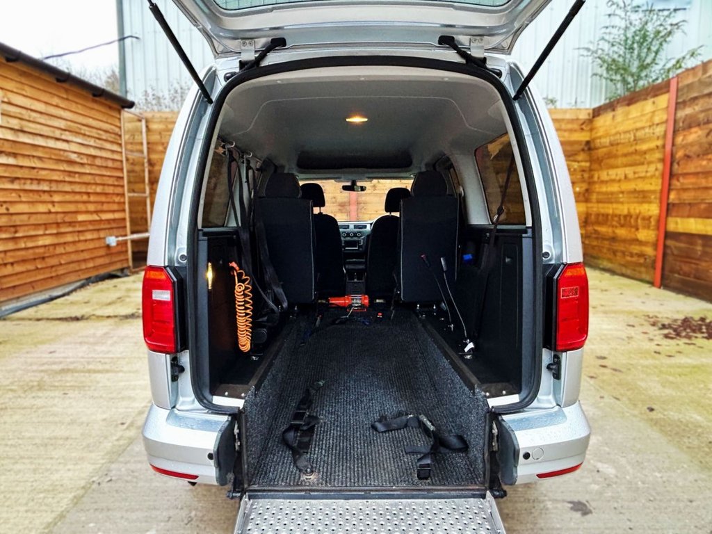 Used Volkswagen Caddy Maxi Life 2019 for sale - 76642761: Photo 14