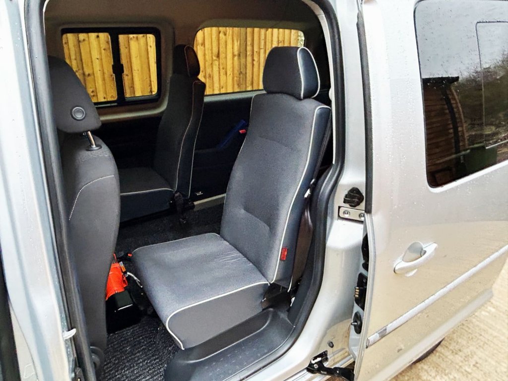 Used Volkswagen Caddy Maxi Life 2019 for sale - 76642761: Photo 23