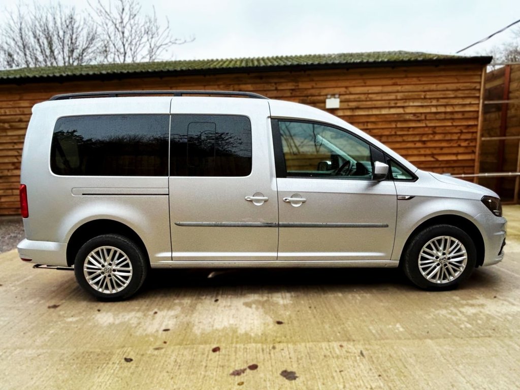 Used Volkswagen Caddy Maxi Life 2019 for sale - 76642761: Photo 7