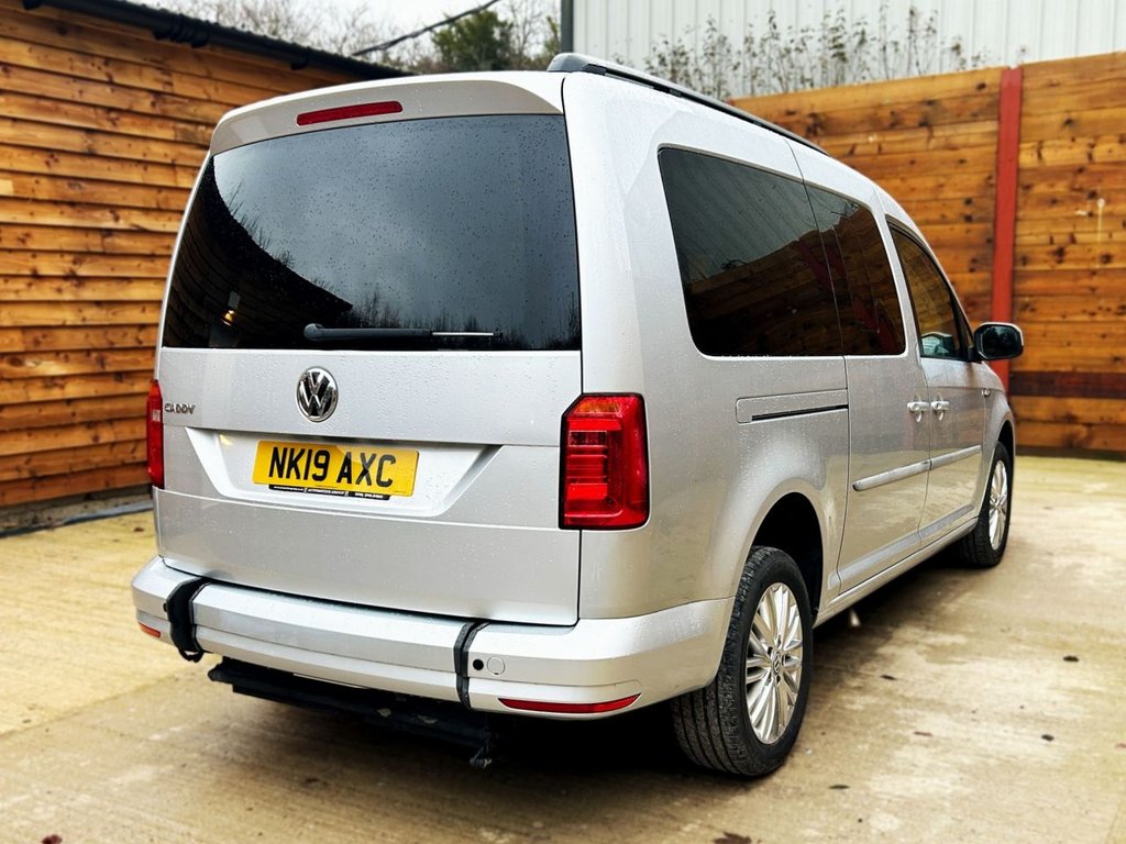 Used Volkswagen Caddy Maxi Life 2019 for sale - 76642761: Photo 9