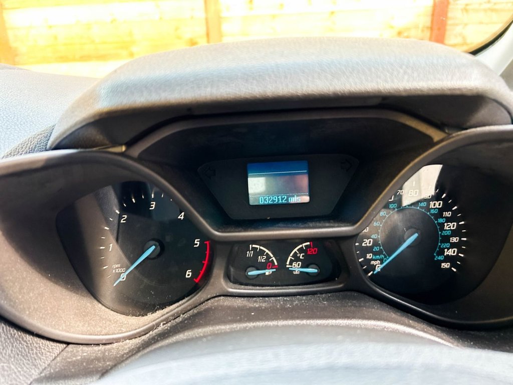 Used Ford Tourneo Connect 2015 for sale - 77680683: Photo 22