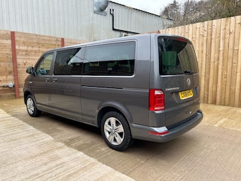 Used Volkswagen Transporter Shuttle 2018 for sale - 78181538: Photo