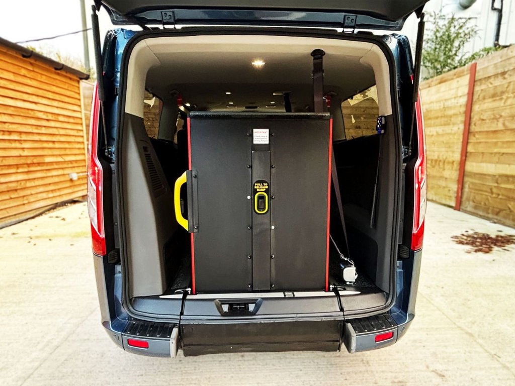 Used Ford Tourneo Custom 2018 for sale - 76430134: Photo 12