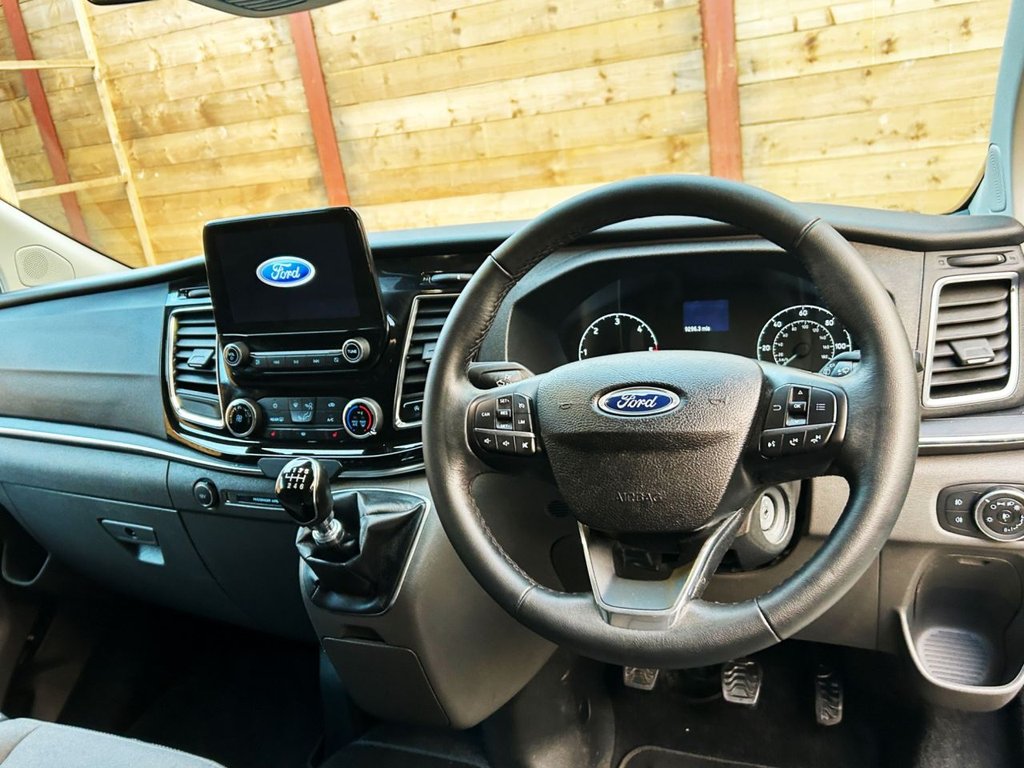 Used Ford Tourneo Custom 2018 for sale - 76430134: Photo 2