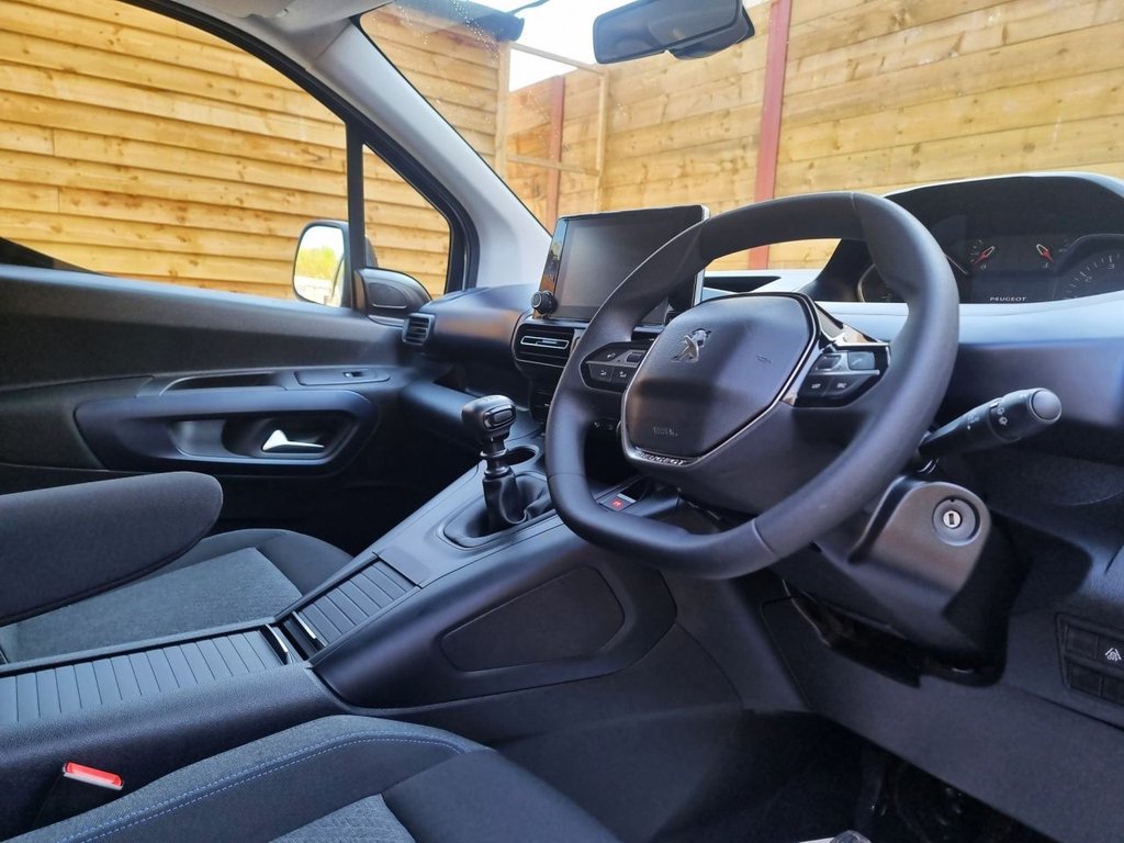 Used Peugeot Rifter 2023 for sale - 77919576: Photo 18