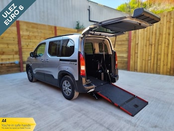 2023 (73) - 1.5 BlueHDi 100 Allure 5dr