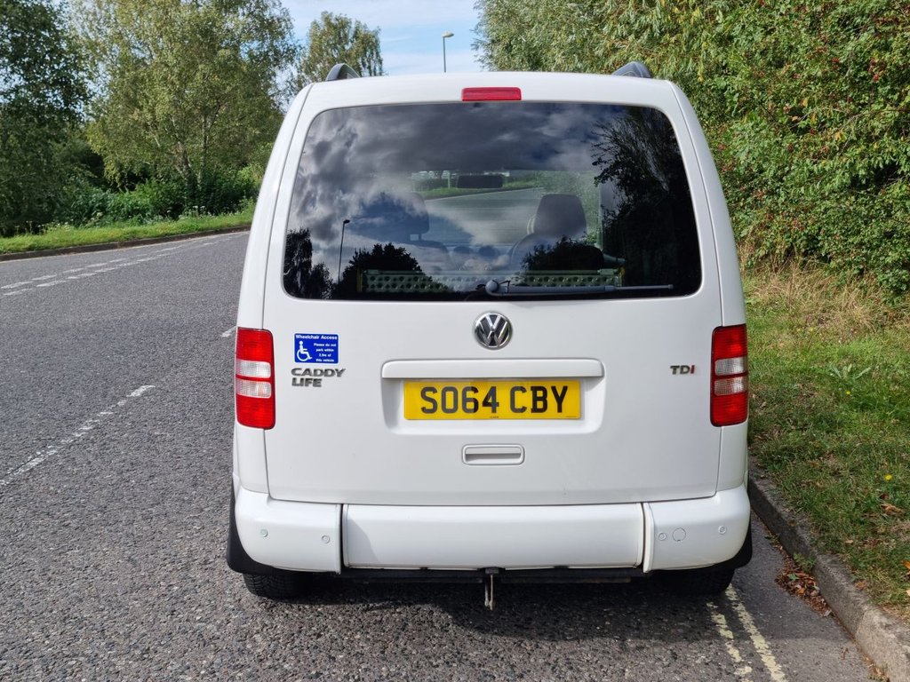 Used Volkswagen Caddy Maxi Life 2014 for sale - 77263155: Photo 12