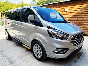 Used Ford Tourneo Custom 2019 for sale - 75703871: Photo