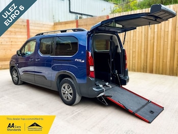 Used Peugeot Rifter 2023 for sale - 78805919: Photo