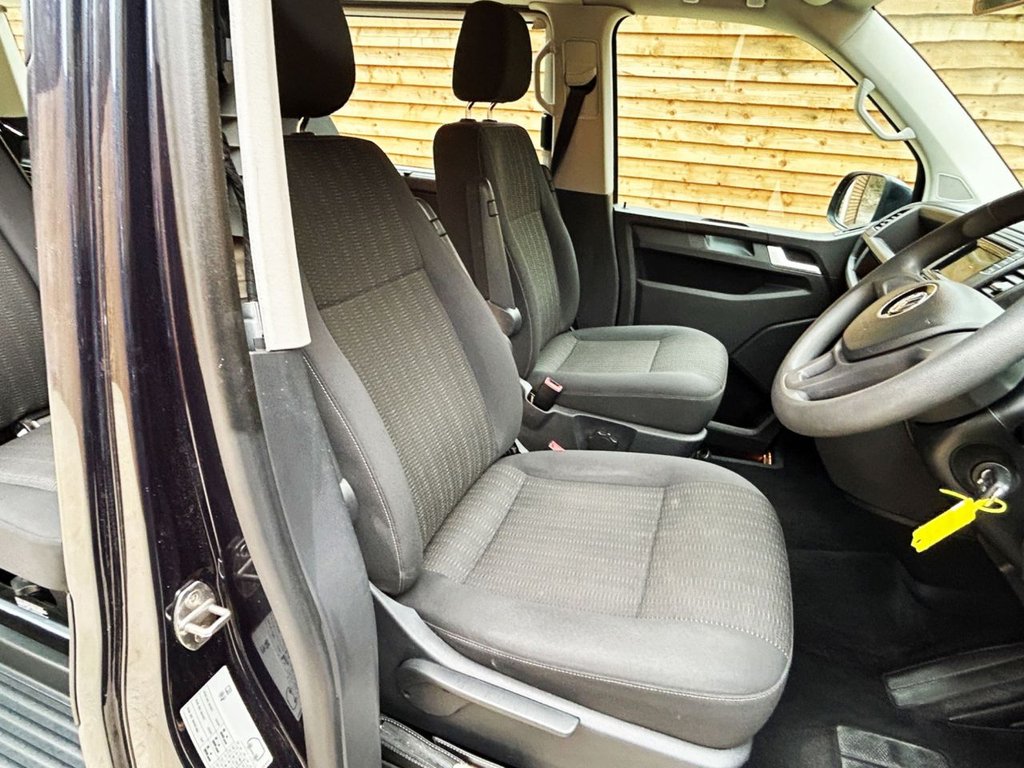 Used Volkswagen Transporter 2018 for sale - 76724602: Photo 16