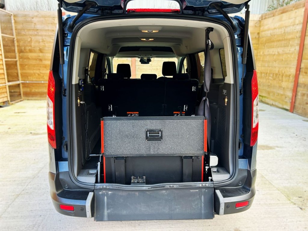 Used Ford Grand Tourneo Connect 2021 for sale - 76883559: Photo 12