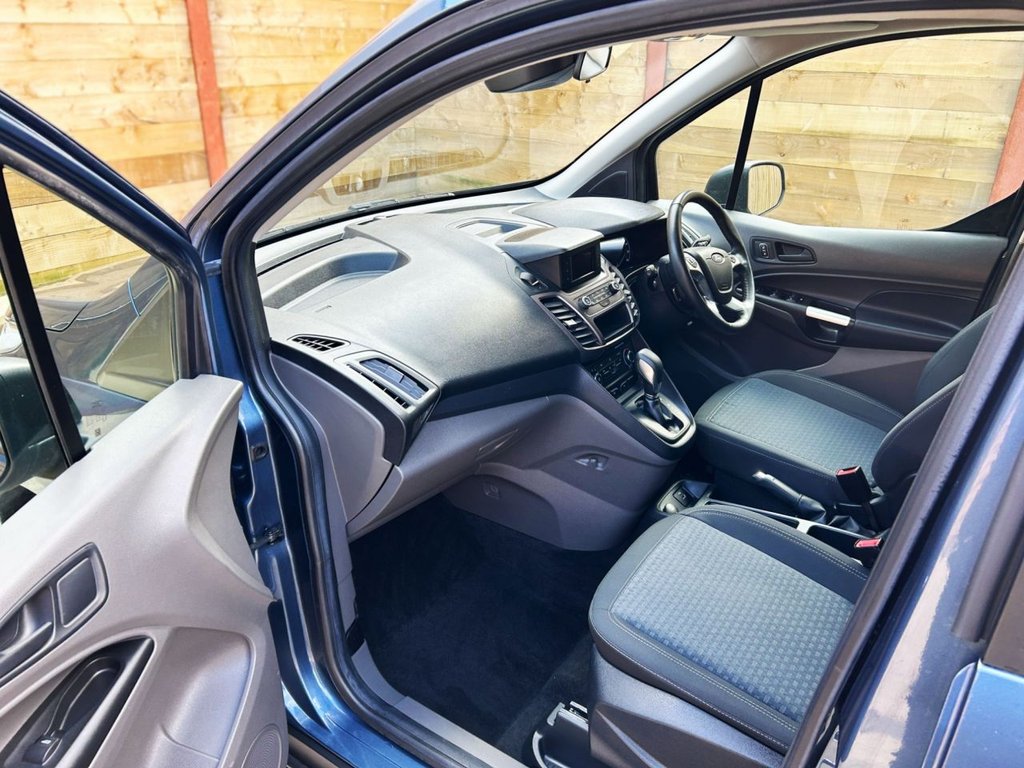 Used Ford Grand Tourneo Connect 2021 for sale - 76883559: Photo 19