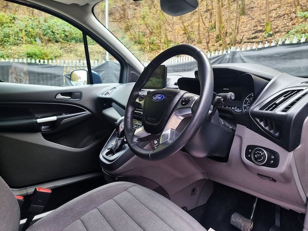 Used Ford Grand Tourneo Connect 2022 for sale - 75347050: Photo 18