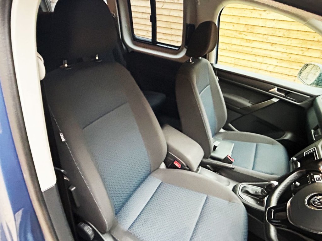 Used Volkswagen Caddy Maxi Life 2020 for sale - 76304352: Photo 14