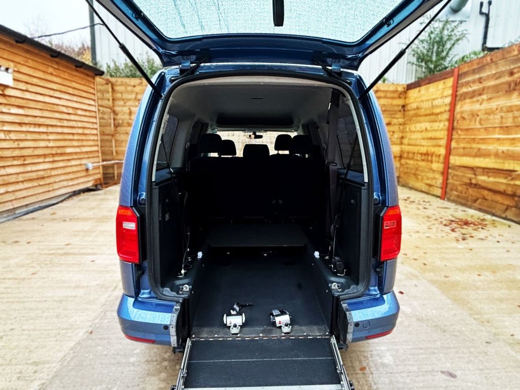 Used Volkswagen Caddy Maxi Life 2020 for sale - 76304352: Photo 15