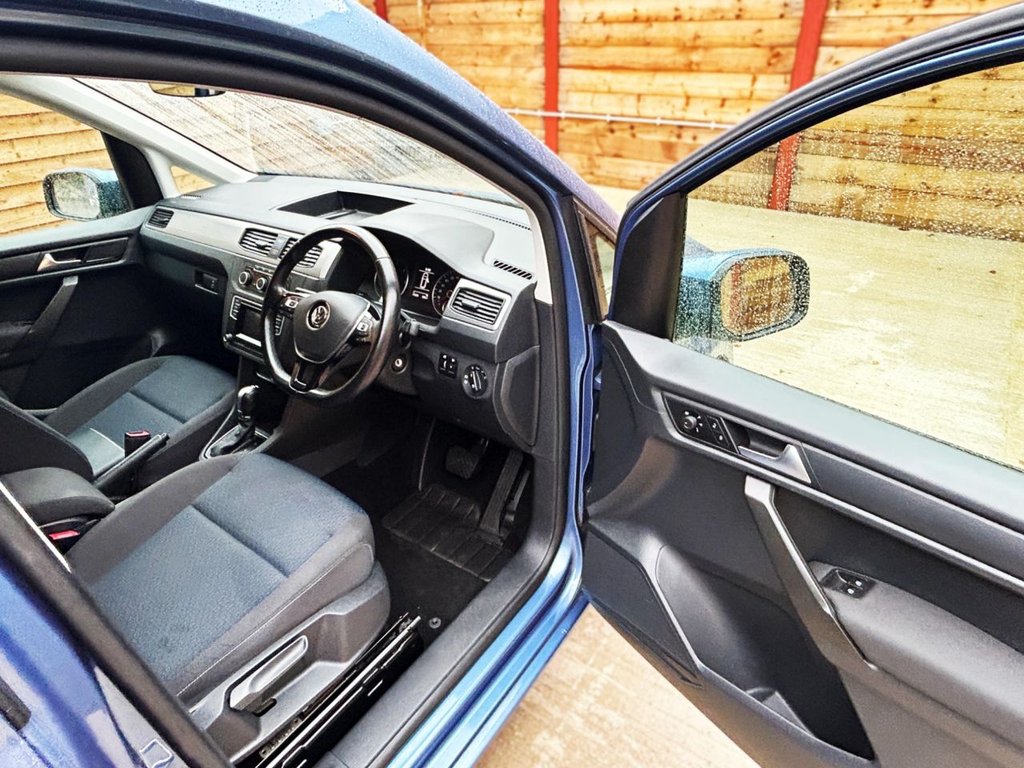 Used Volkswagen Caddy Maxi Life 2020 for sale - 76304352: Photo 17