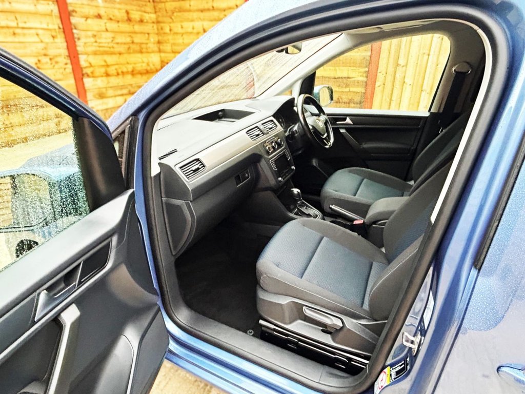 Used Volkswagen Caddy Maxi Life 2020 for sale - 76304352: Photo 19