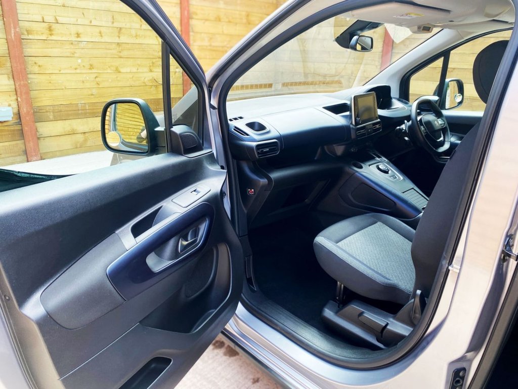 Used Peugeot Rifter 2022 for sale - 76582010: Photo 19