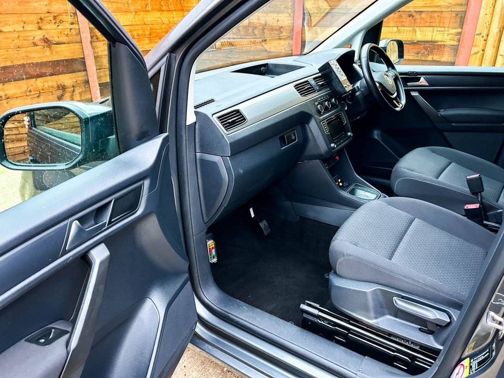 Used Volkswagen Caddy Life 2020 for sale - 77327878: Photo 11