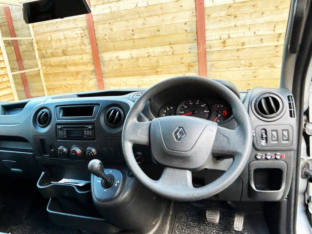Used Renault Master 2018 for sale - 76496320: Photo 2