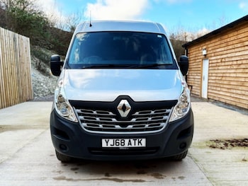 Used Renault Master 2018 for sale - 76496320: Photo