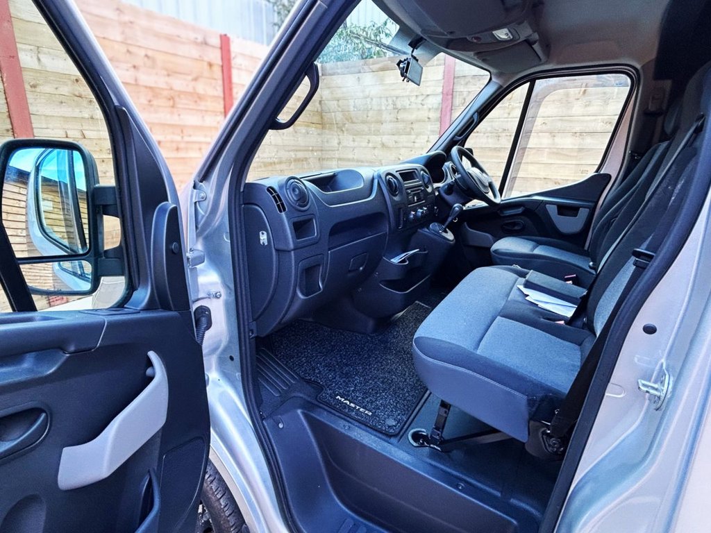 Used Renault Master 2018 for sale - 76496320: Photo 9