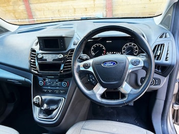 Used Ford Tourneo Connect 2020 for sale - 75703868: Photo
