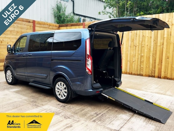 Used Ford Tourneo Custom 2019 for sale - 75134825: Photo 1