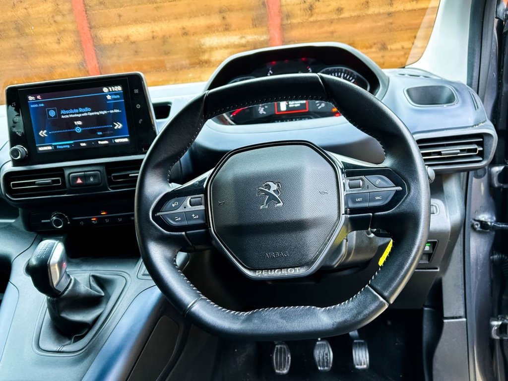 Used Peugeot Rifter 2020 for sale - 76724883: Photo 2